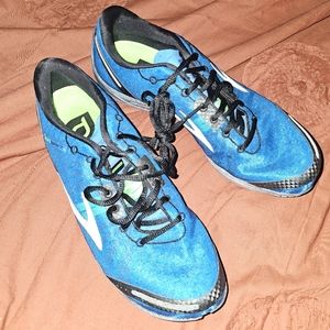 Brooks mens pure connect running shoes size 10